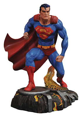 Superman - DC Comics Gallery PVC Statue 25 cm