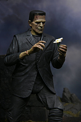 Universal Monsters - Frankenstein's Monster (Color) Ultimate Action Figure