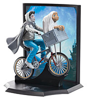 E. T. the Extra Terrestrial - Over the Moon Statue (E. T. and Elliott)