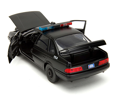 Robocop - 1986 Ford Taurus with Robocop Hollywood Rides Diecast Model 1/24